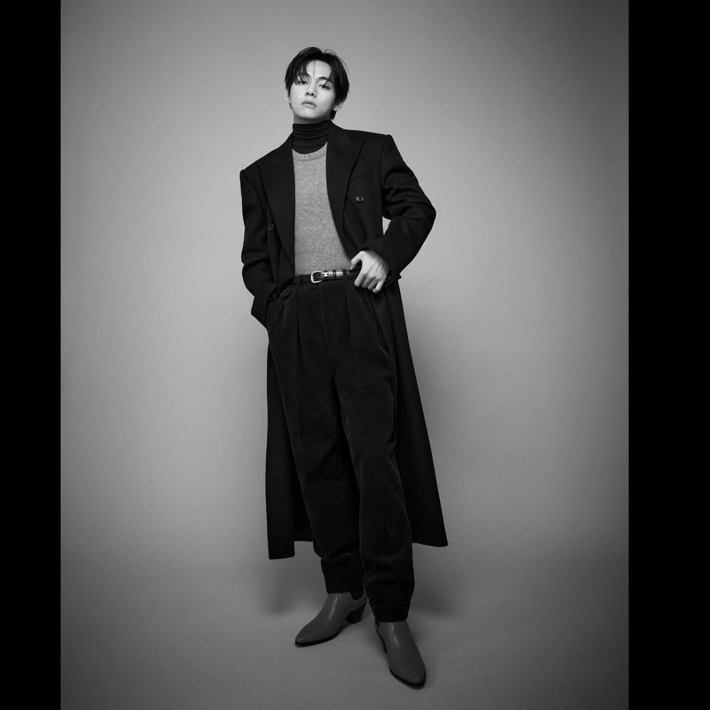 Behind-the-scenes cut of V (BTS)