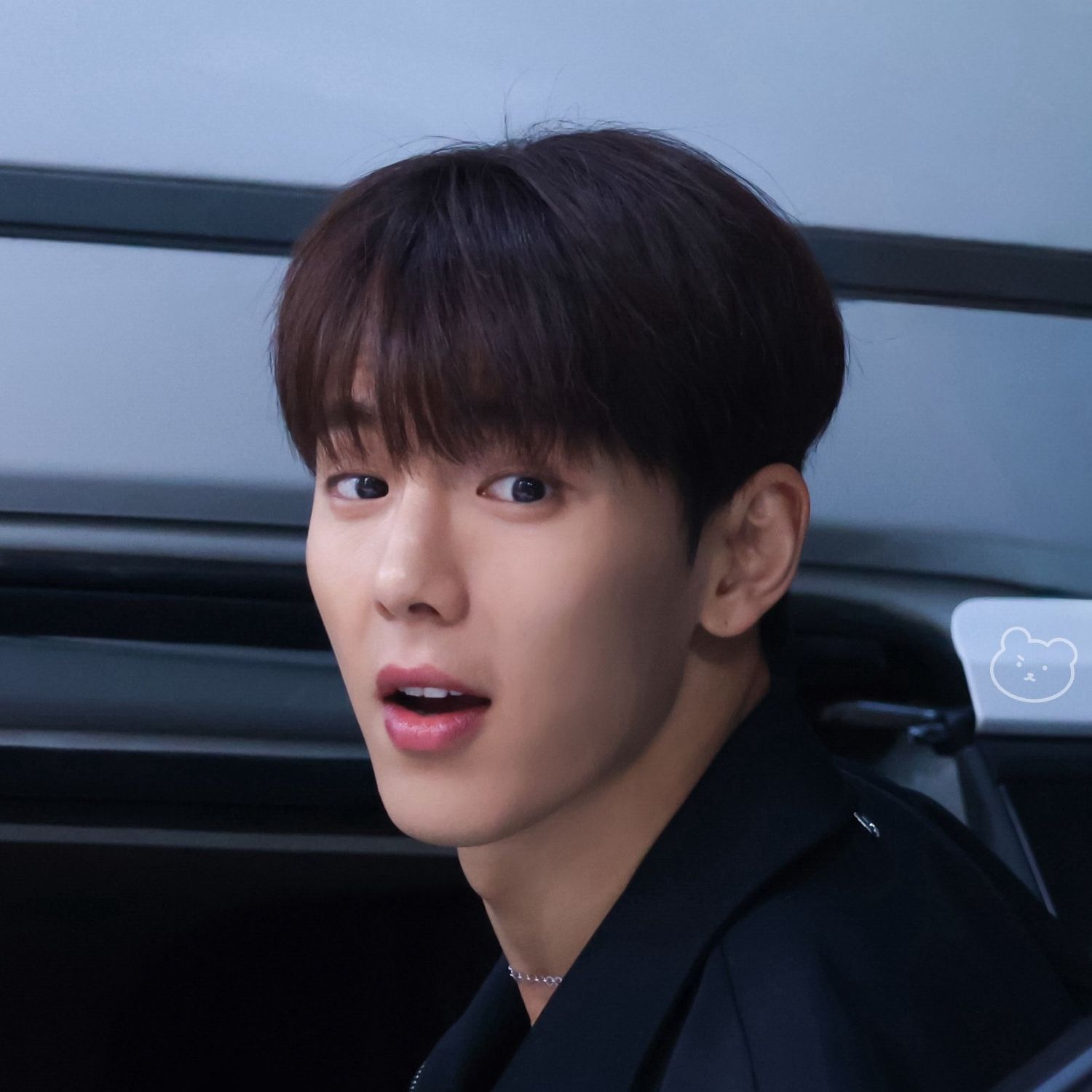 Behind-the-scenes cut of Shownu (MONSTA X)