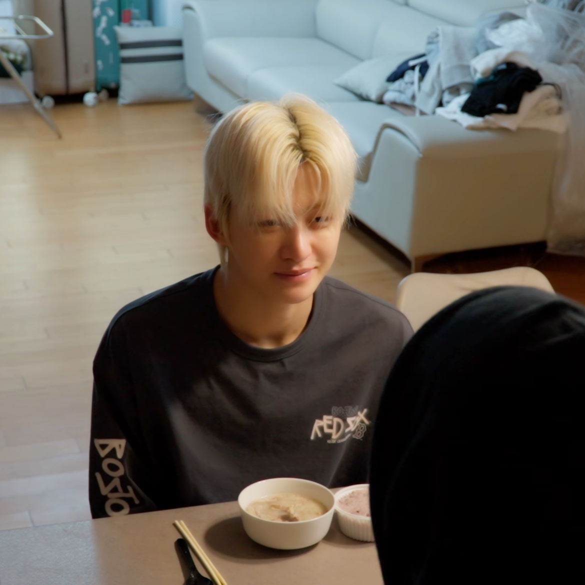 Behind-the-scenes cut of TWS