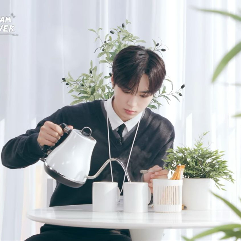 金俊抒 (ALPHA DRIVE ONE)的幕後花絮