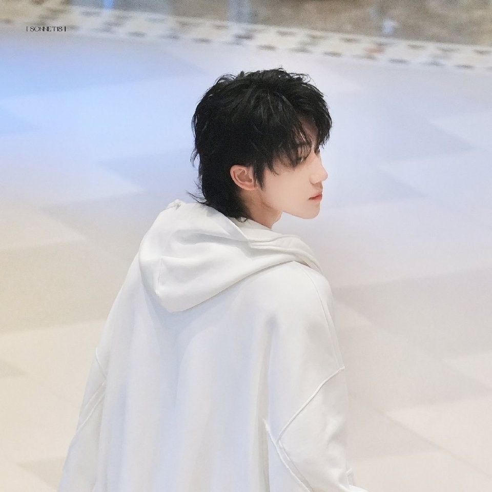 Recent activity shot of The 8 (SEVENTEEN)