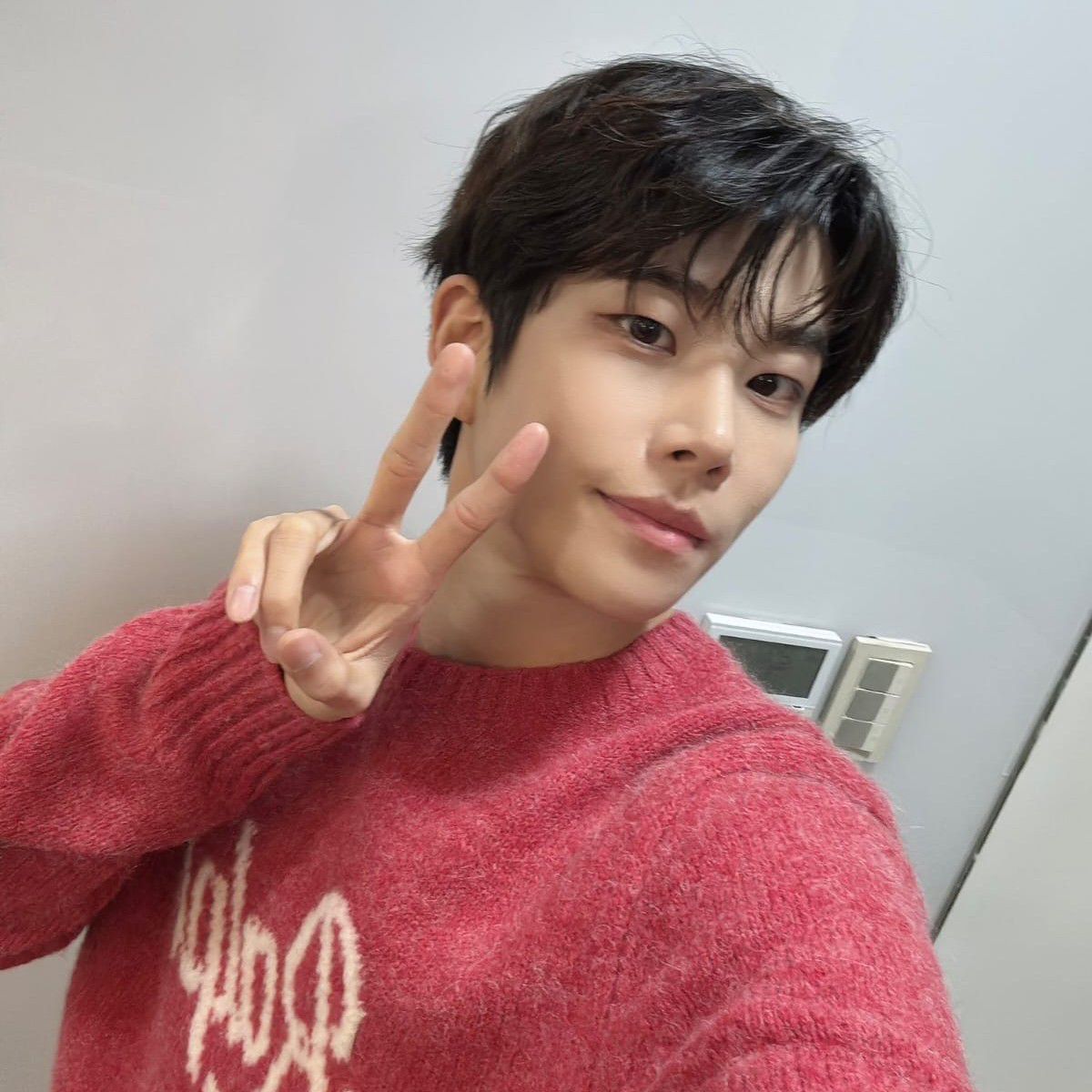 아스트로 최근 활동샷