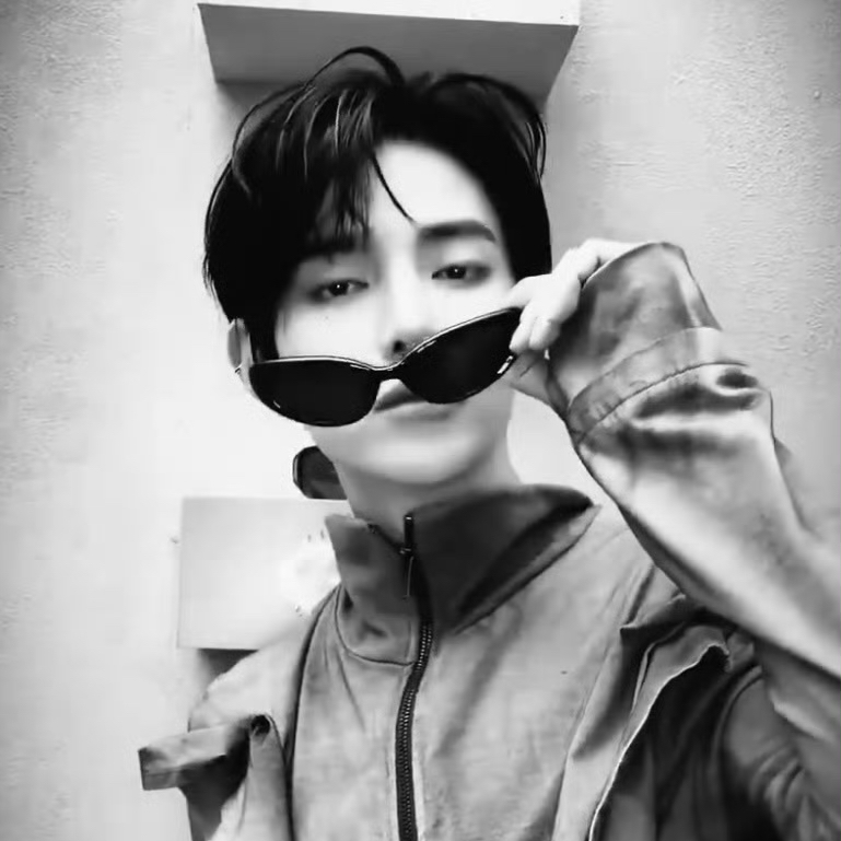 장하오의 비하인드 컷