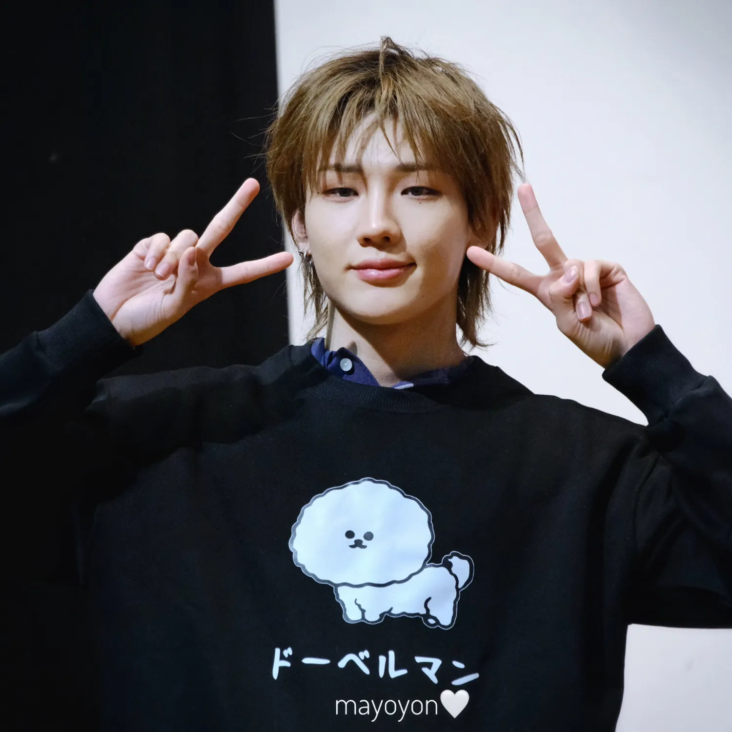 Behind-the-scenes cut of Junhyeok (TNX)