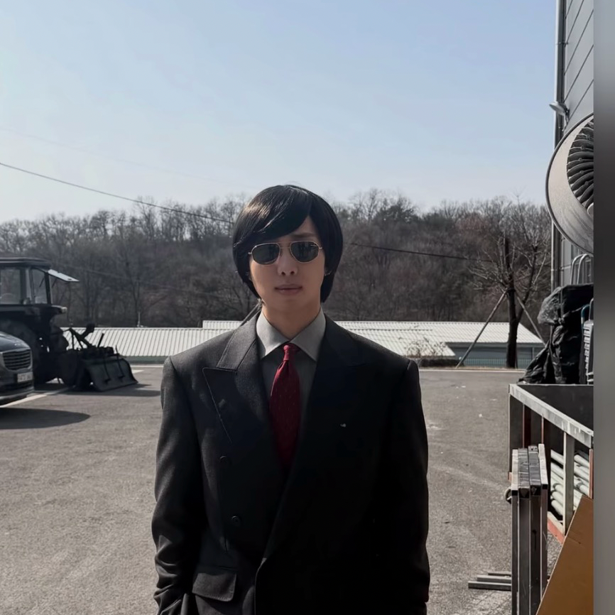 Behind-the-scenes cut of RM (BTS)