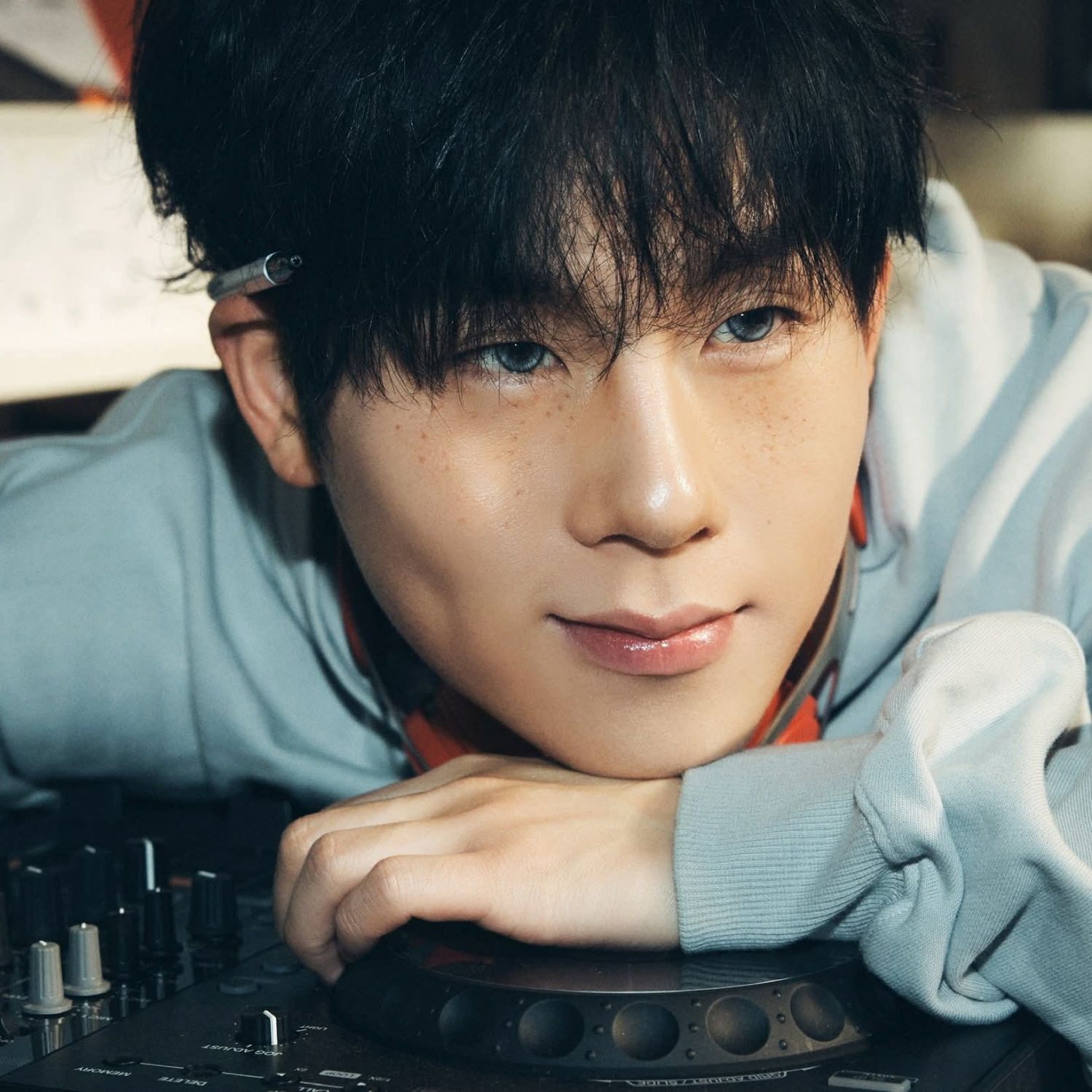 A moment captured by Joohoney (MONSTA X)'s fan