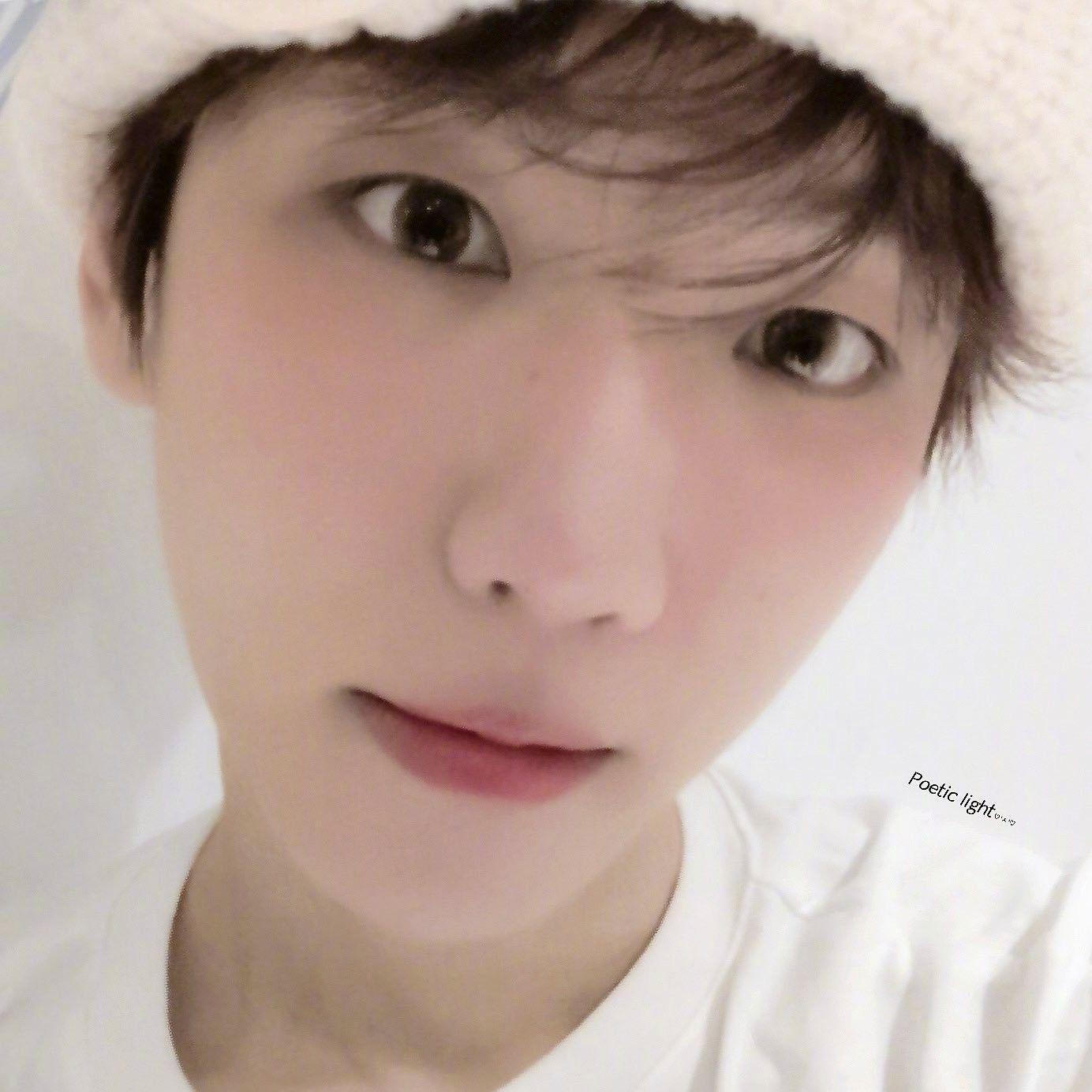 Behind-the-scenes cut of Baekhyun (EXO)