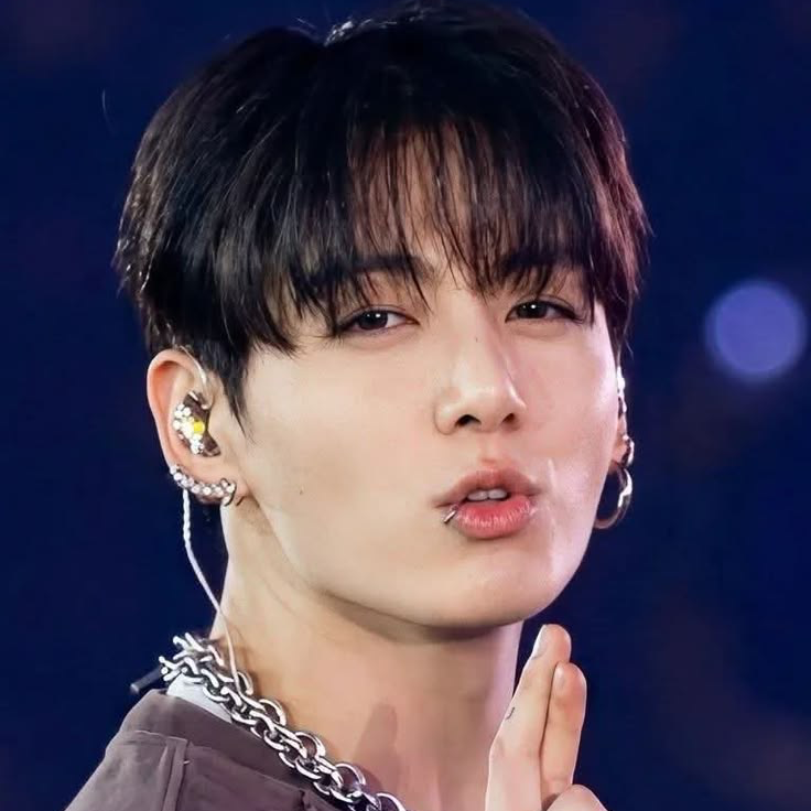 정국 (방탄소년단)의 최신 사진