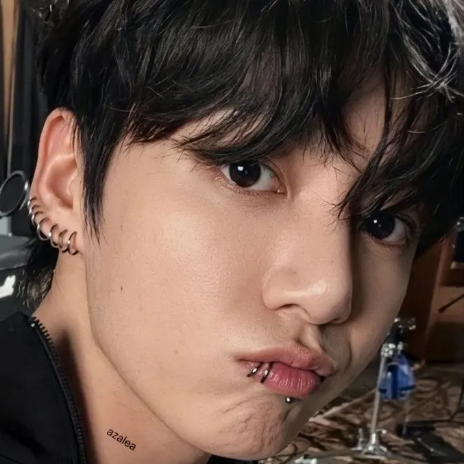 Momen yang diabadikan oleh penggemar Jungkook (BTS)