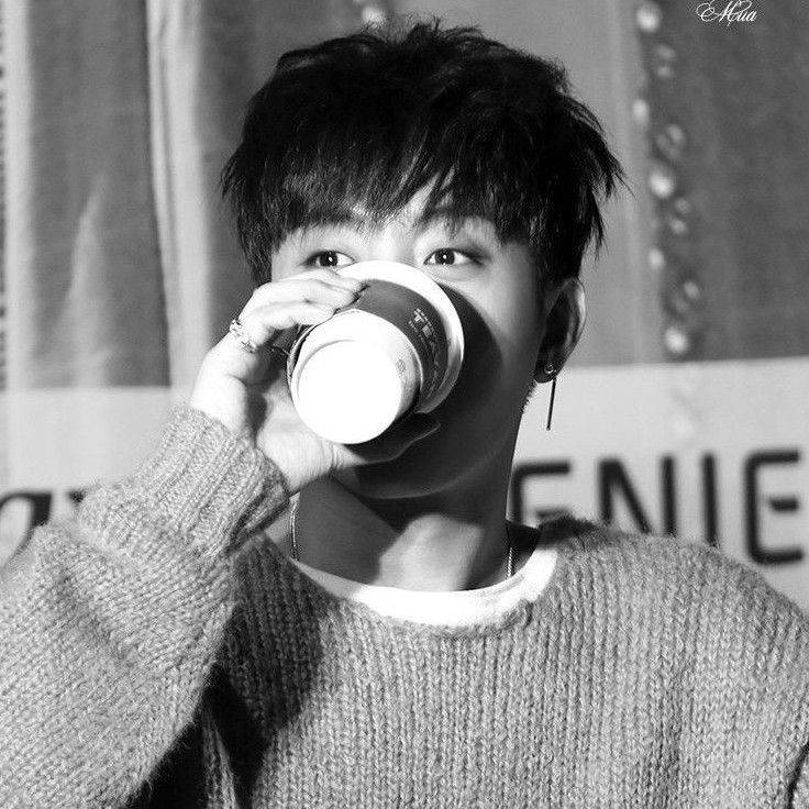 Recent activity shot of Eun Jiwon (SECHSKIES)