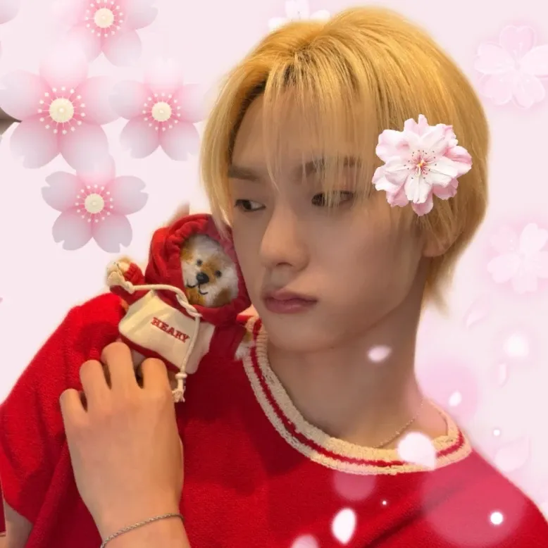 Recent activity shot of Sungho (BOYNEXTDOOR)