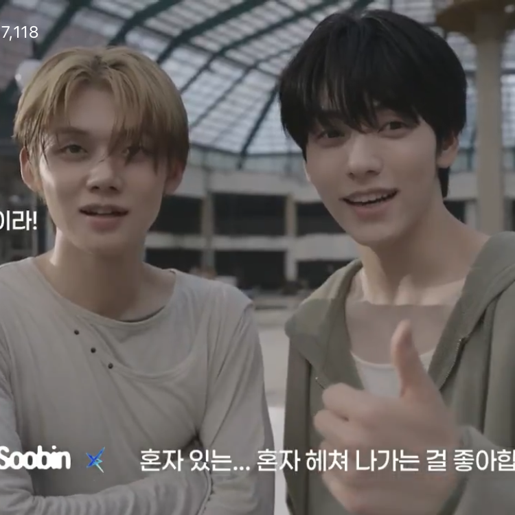 Momen yang diabadikan oleh penggemar TOMORROW X TOGETHER