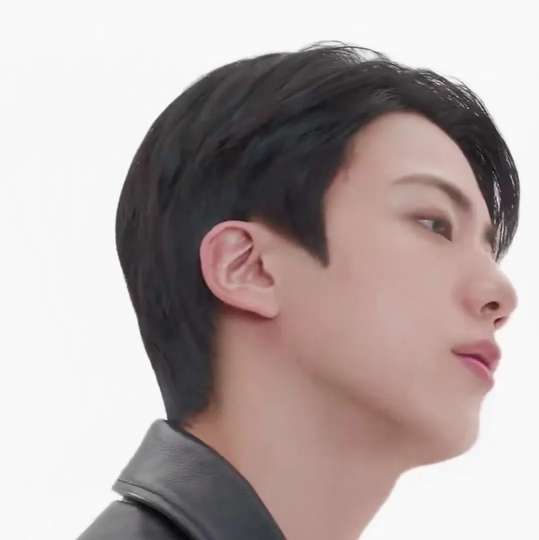 Latest photo of Jin (BTS)