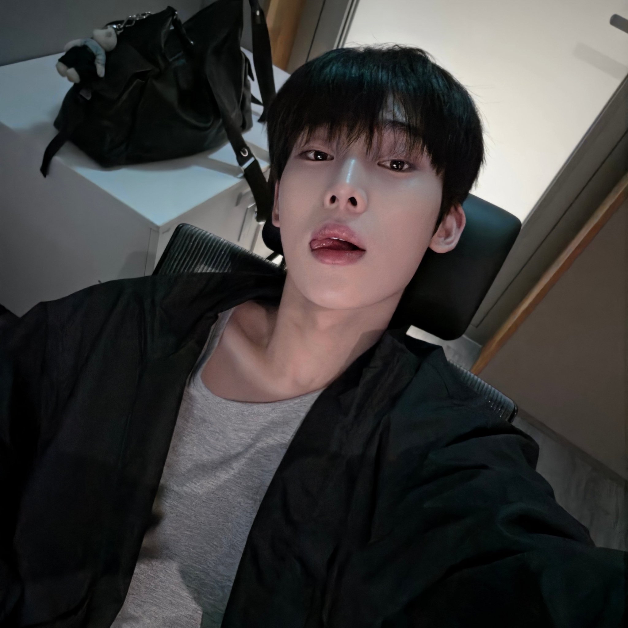 선우 (ENHYPEN)의 비하인드 컷