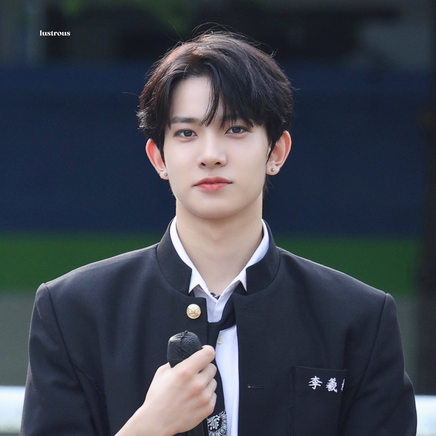 Recent activity shot of Heeseung