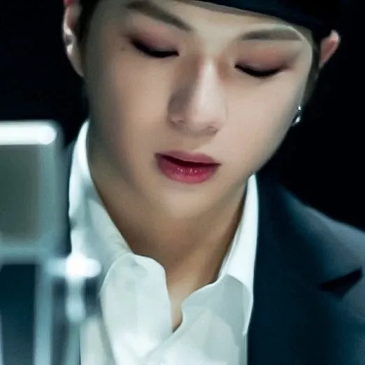 Foto aktivitas terbaru Kang Daniel