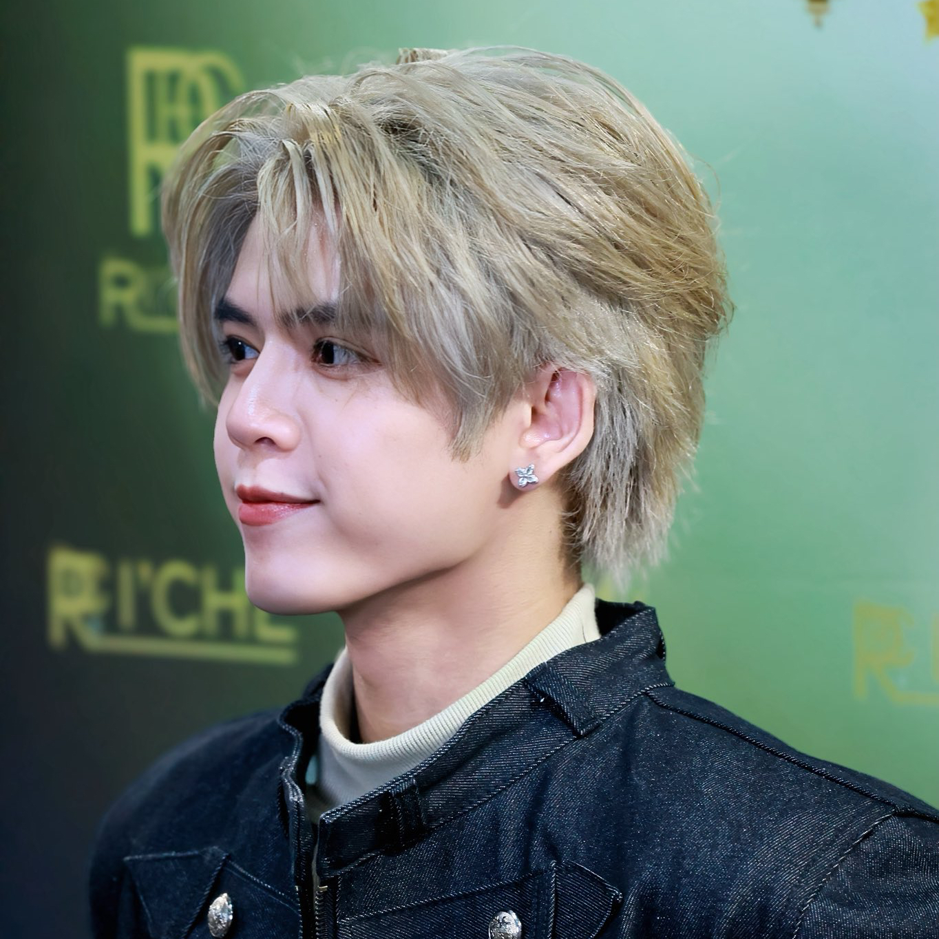 Behind-the-scenes cut of DORN (NexT1DE)