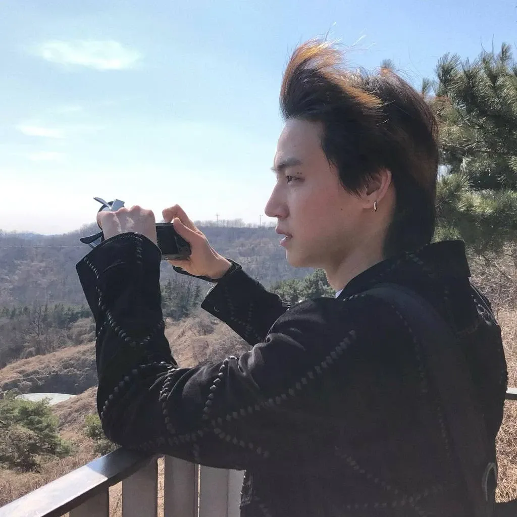 Recent activity shot of JAY B (GOT7)