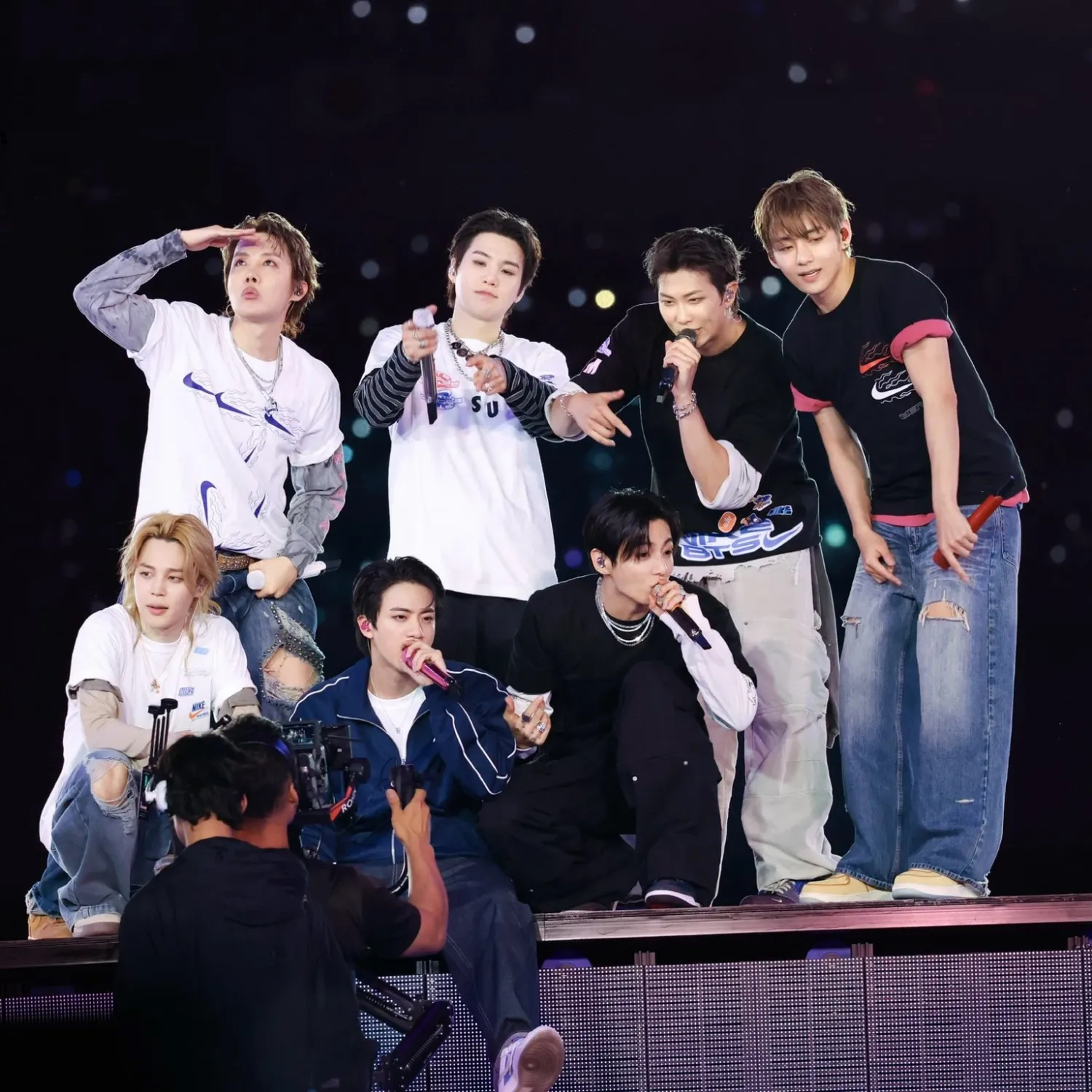 Behind-the-scenes cut of BTS