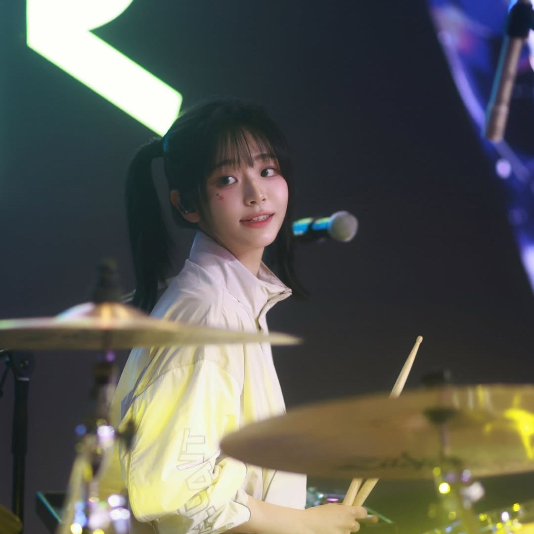 Recent activity shot of Chodan (QWER)