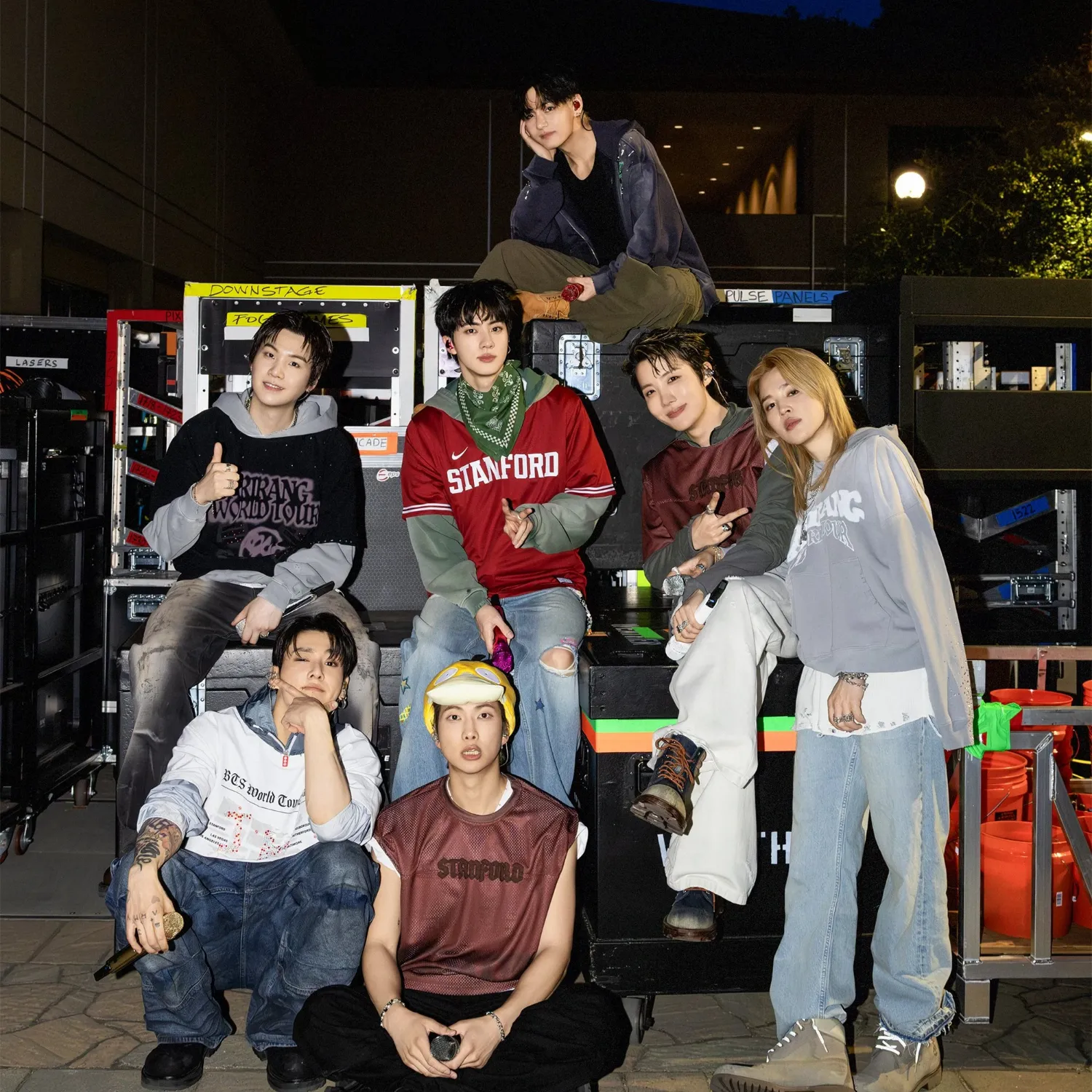 Behind-the-scenes cut of BTS