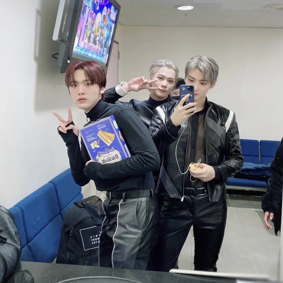 Foto aktivitas terbaru ASTRO