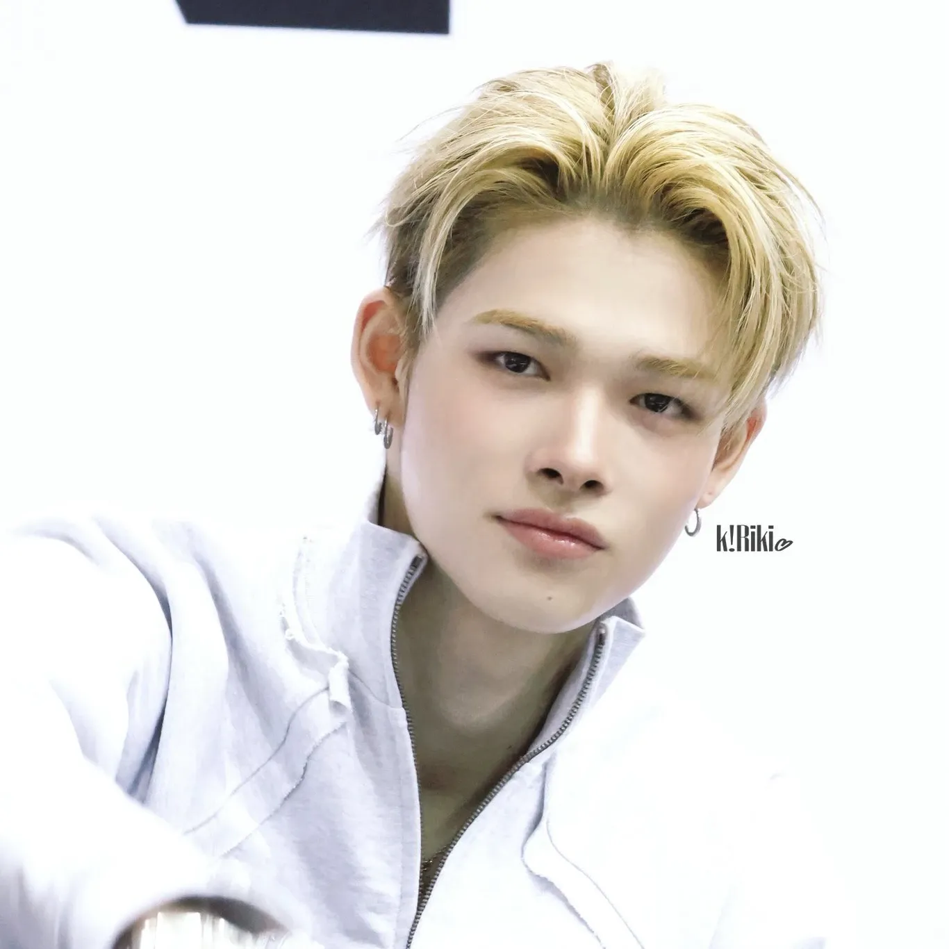 NI-KI (ENHYPEN)的最新照片