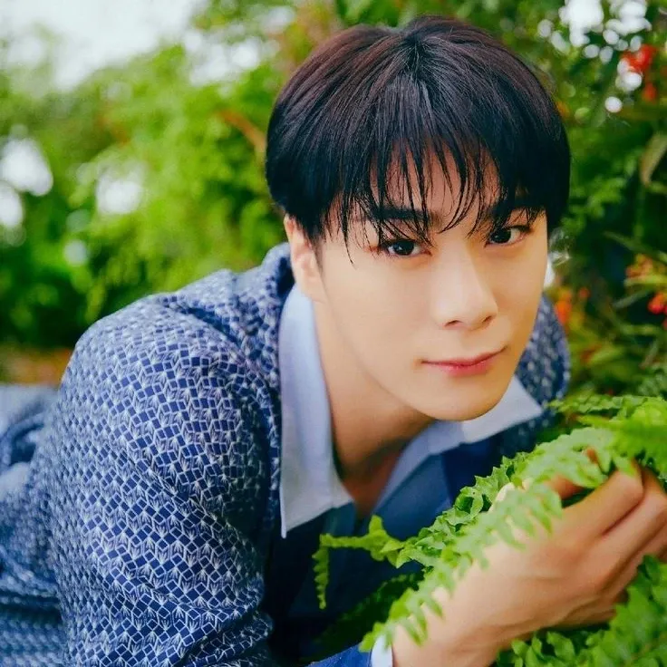 A moment captured by Moonbin (ASTRO)'s fan