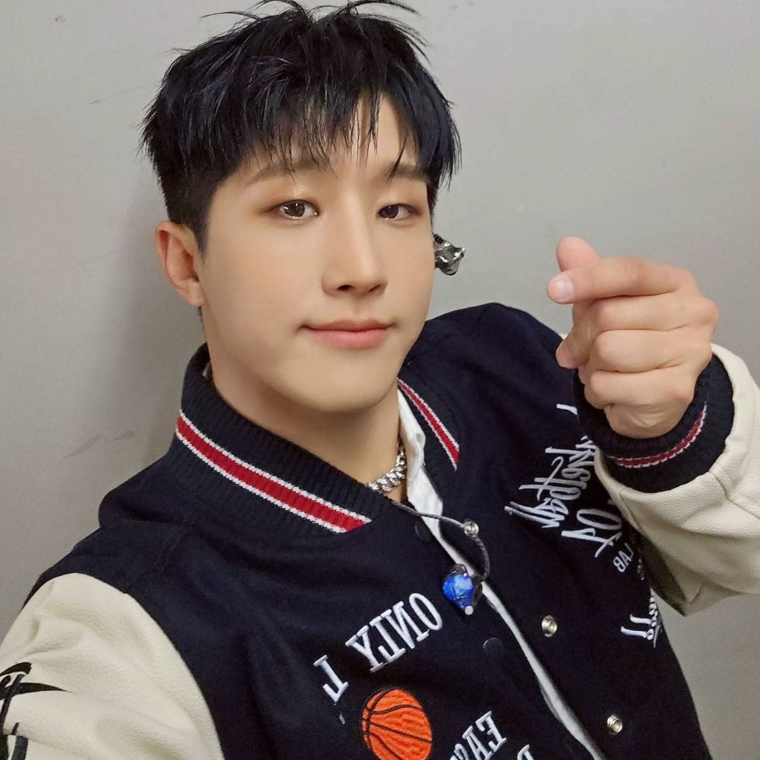 아스트로의 최신 사진