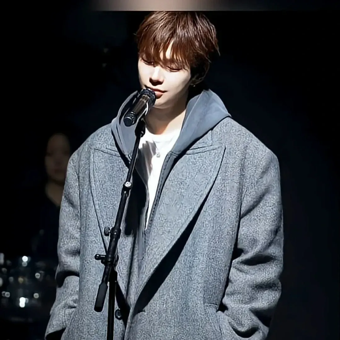 Foto aktivitas terbaru Kang Daniel