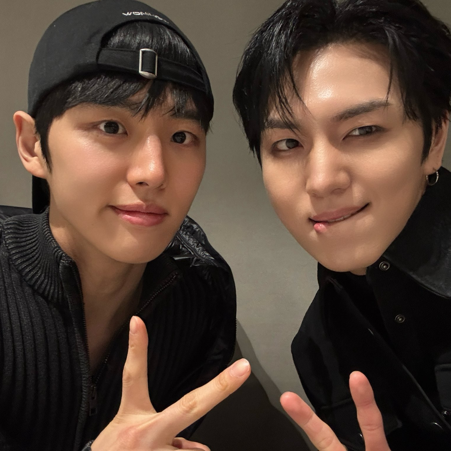 Recent activity shot of Hongseok (PENTAGON)