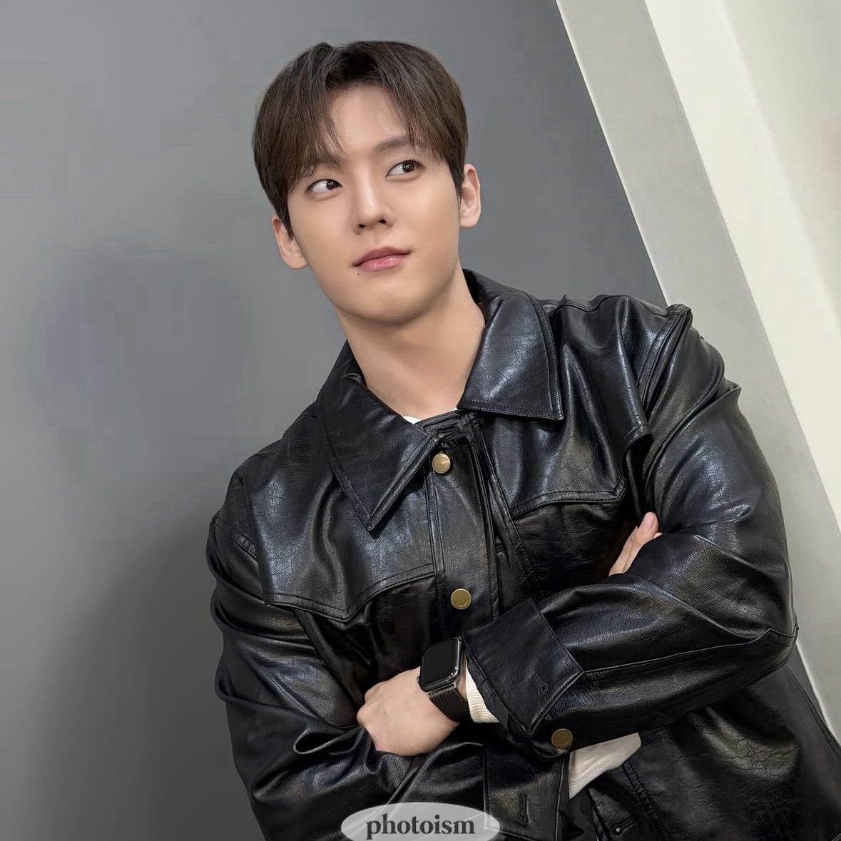 A moment captured by Lee Minhyuk (BTOB)'s fan