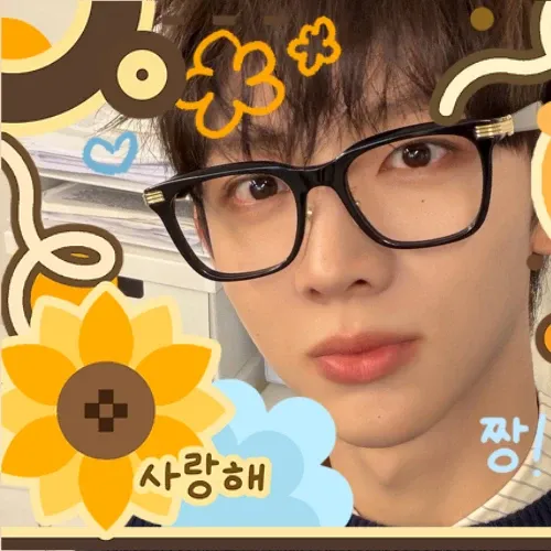 Latest photo of Yoo Seungeon (AND2BLE)