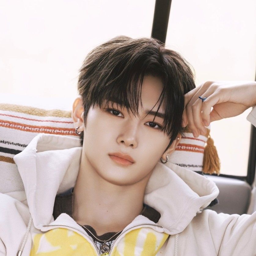 Behind-the-scenes cut of Zhou Anxin (ALPHA DRIVE ONE)