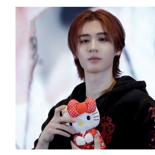 Latest photo of Leehan (BOYNEXTDOOR)