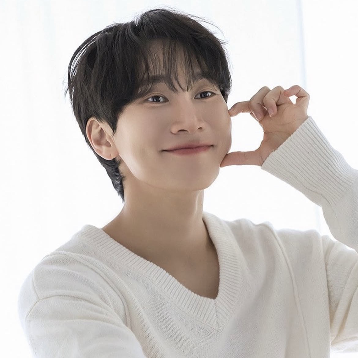 Behind-the-scenes cut of Seo Eunkwang (BTOB)