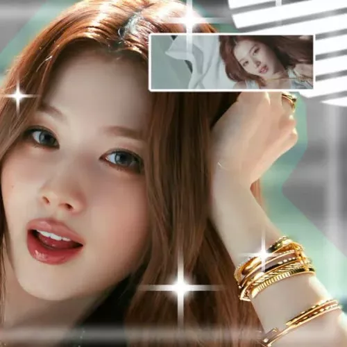 Sana (TWICE)的最新照片