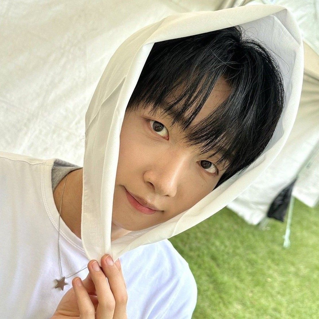 Latest photo of Jeong Sewoon