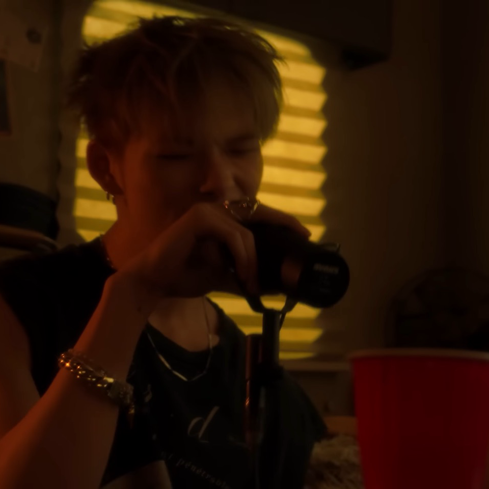 Foto aktivitas terbaru NI-KI (ENHYPEN)