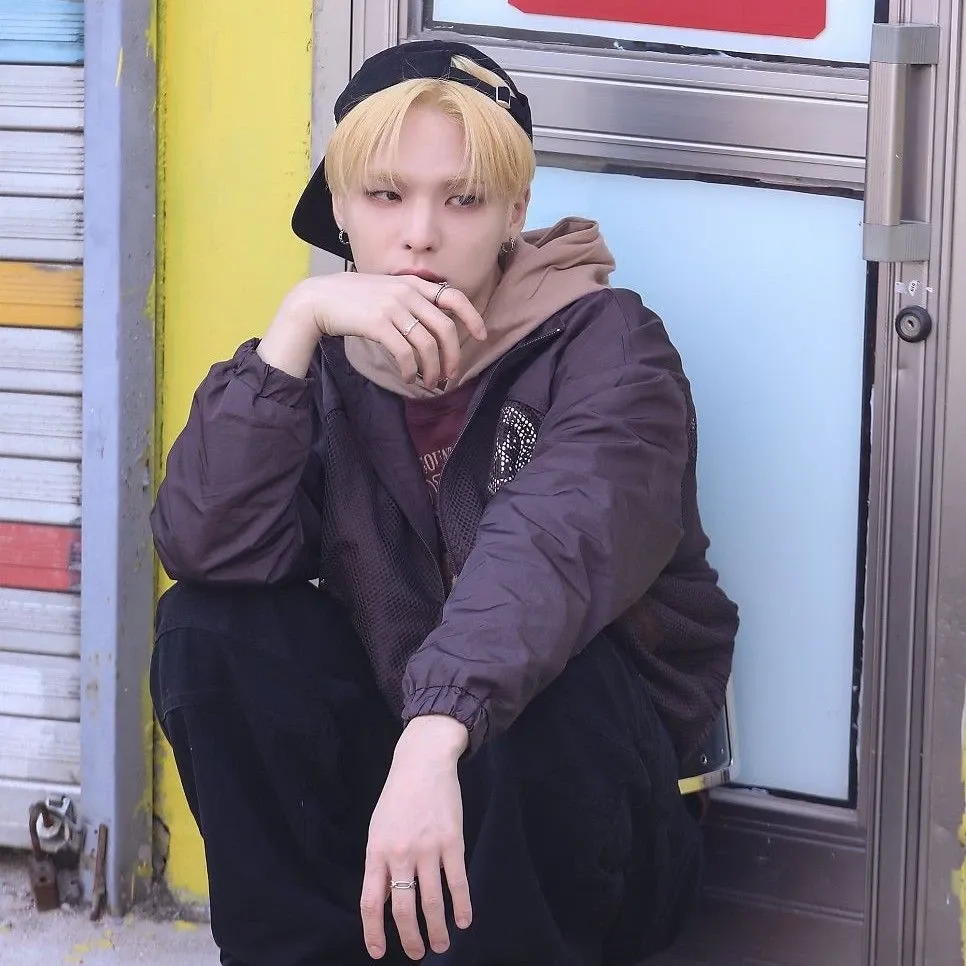 BX (CIX) 최근 활동샷