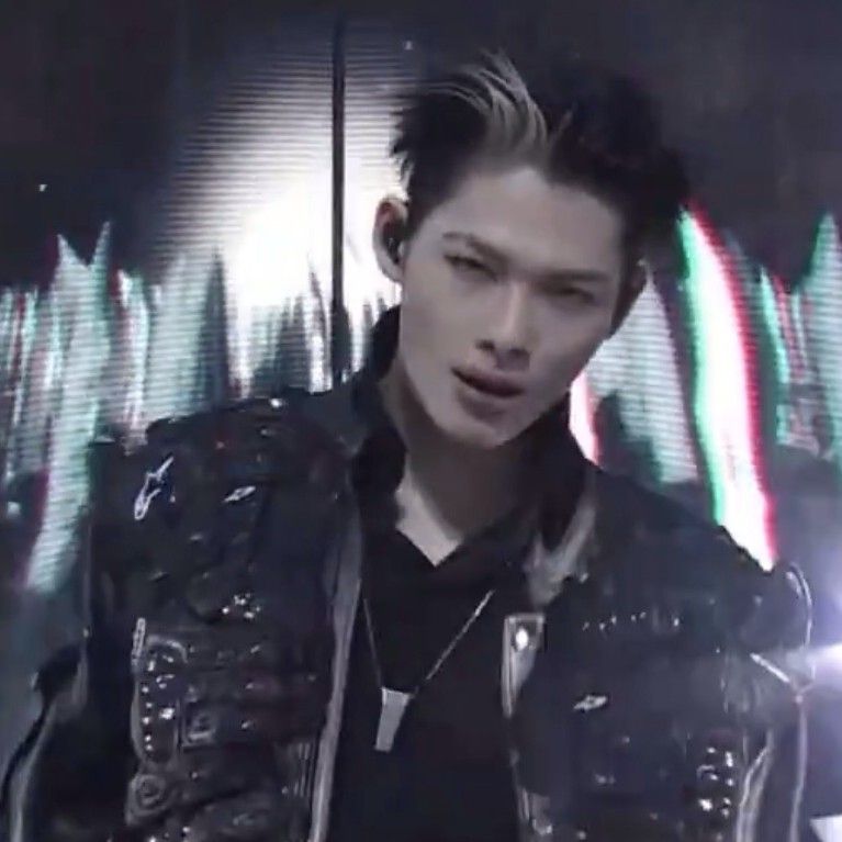 Latest photo of NI-KI (ENHYPEN)