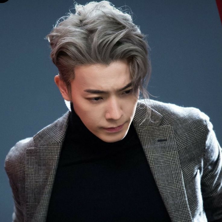 Recent activity shot of Donghae (Super Junior)