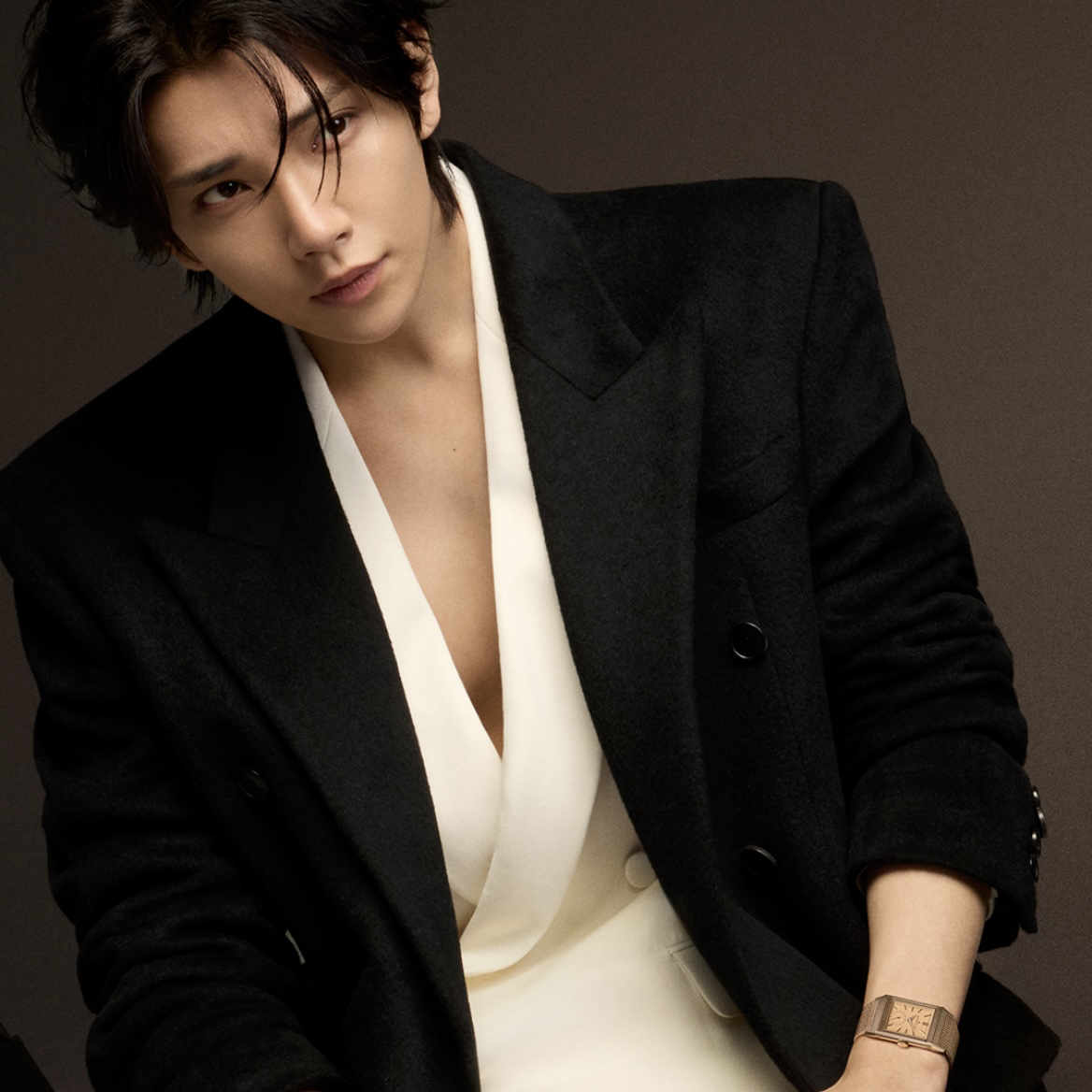 Recent activity shot of Joshua (SEVENTEEN)
