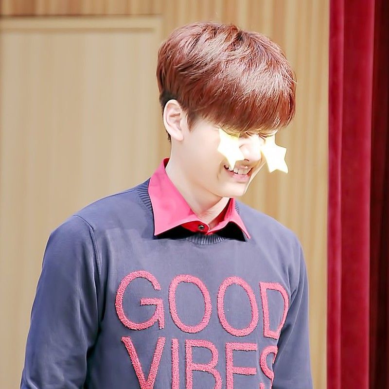 A moment captured by VIXX's fan