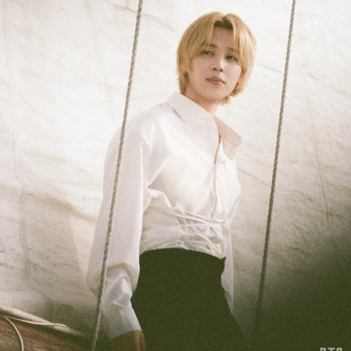 Foto aktivitas terbaru Jimin (BTS)