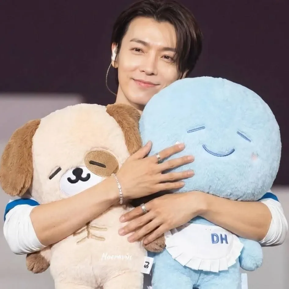 Foto aktivitas terbaru Super Junior