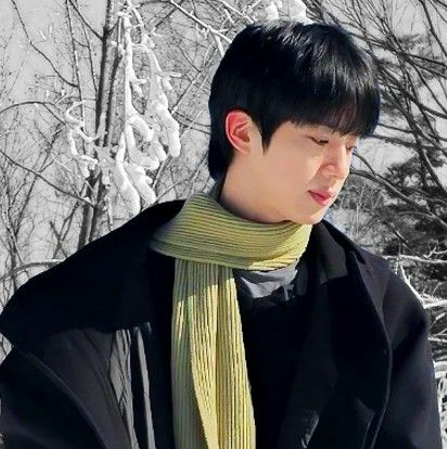 진 (방탄소년단)의 최신 사진