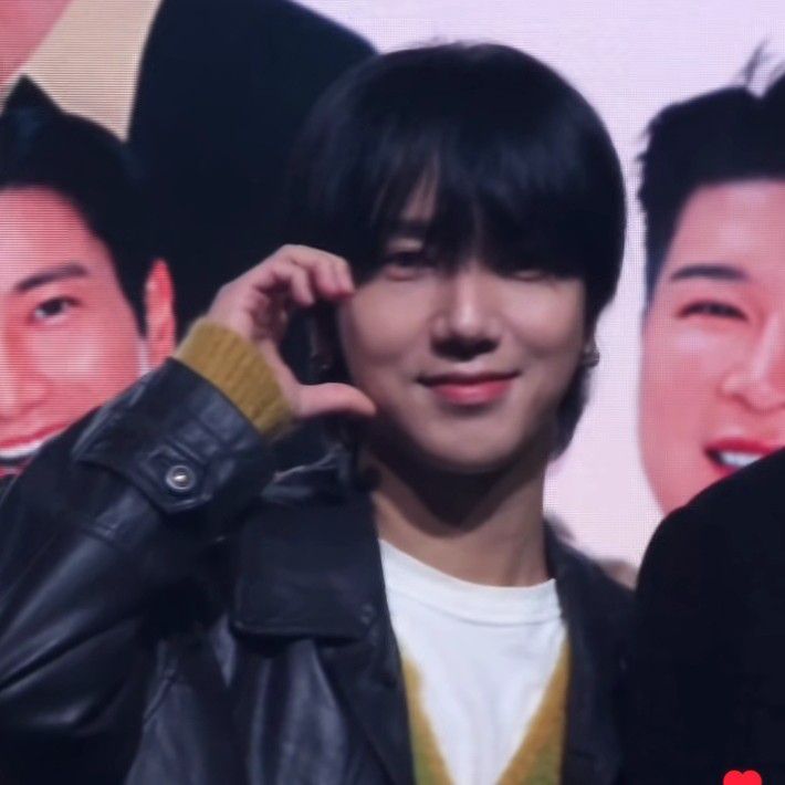 Behind-the-scenes cut of Yesung (Super Junior)