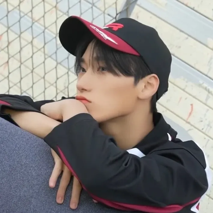 崔傘 (ATEEZ)的幕後花絮