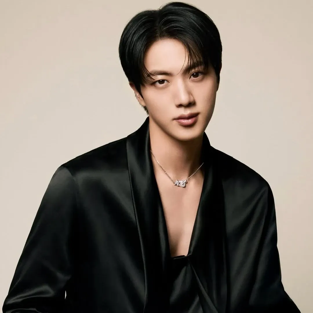 진 (방탄소년단)의 최신 사진